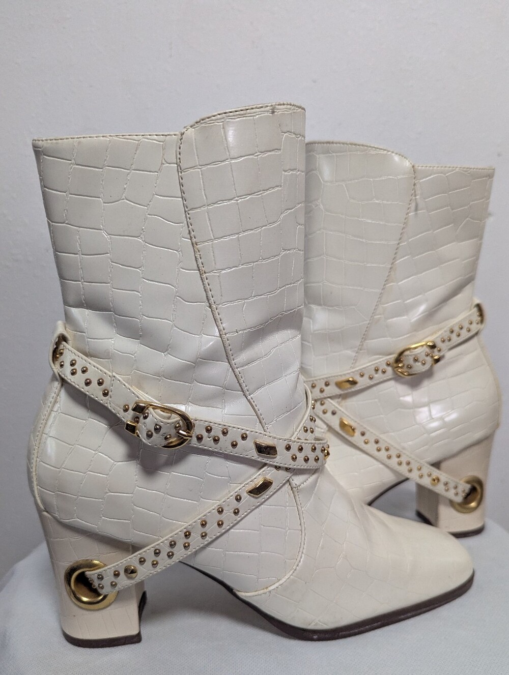 Funky Chunky Retro Ankle Boots by Classique Size 9